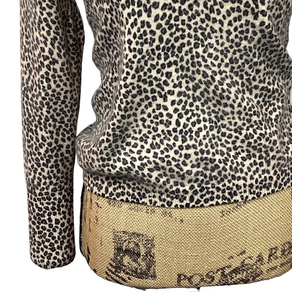 Vertical Design 2-Ply Cashmere Sweater - Picture 6 of 10